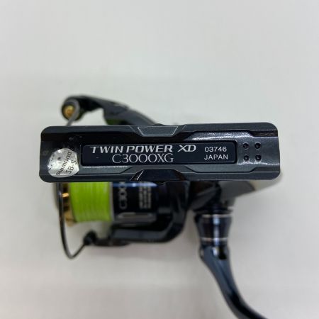 ΨΨ SHIMANO シマノ スピニングリール　　 17ツインパワーXD C3000XG　　箱付 03746