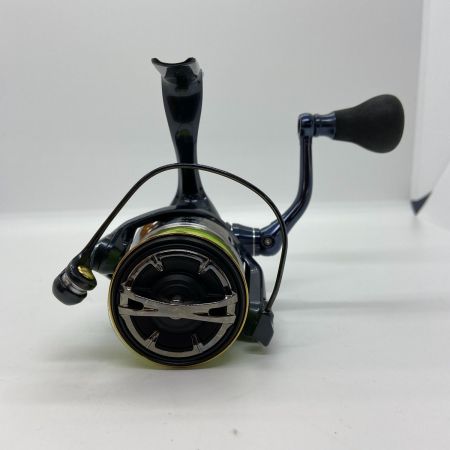 ΨΨ SHIMANO シマノ スピニングリール　　 17ツインパワーXD C3000XG　　箱付 03746