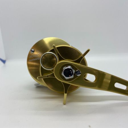 ΨΨ SHIMANO シマノ ベイトリール　16オシアコンクエスト300PG　 03592