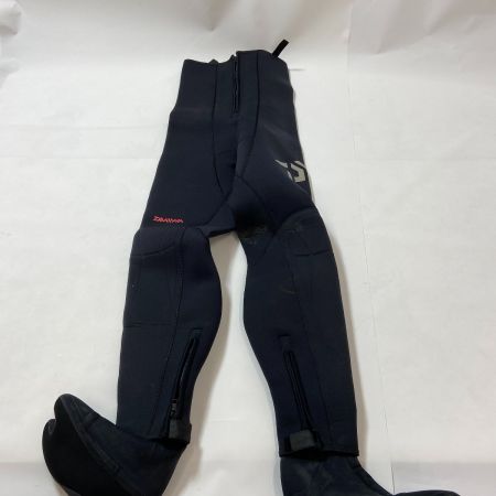 ΨΨ DAIWA ダイワ 釣り小物 　ドライタイツ　箱付 サイズLA DD-4000V35