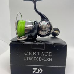 ΨΨ DAIWA ダイワ スピニングリール　24セルテート LT5000D-CXH　箱付 ハンドルノブ付き　 00061183 Bランク