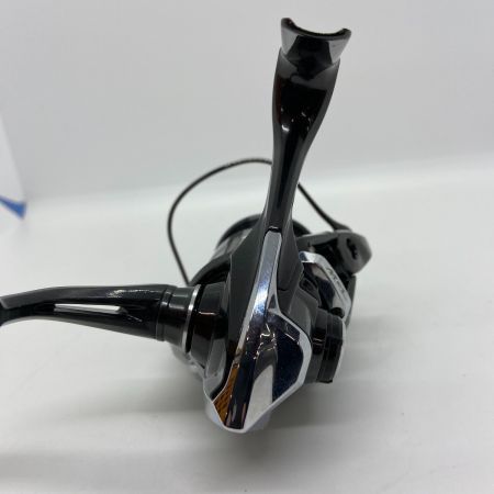 ΨΨ SHIMANO シマノ  スピニングリール　23ヴァンキッシュ C2000S　箱付 045232