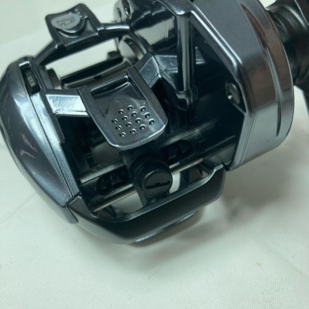 SHIMANO シマノ ベイトリール 24SLX 70HG 046970 箱付