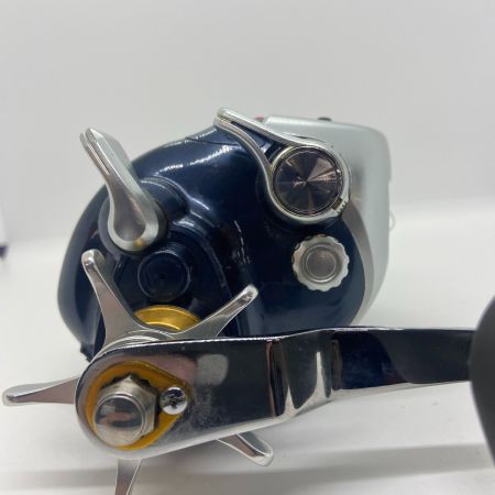 ΨΨ SHIMANO シマノ  電動リール　 07 電動丸ビーストマスター3000　　袋・コード付 02132