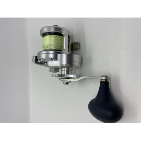 ΨΨ SHIMANO シマノ ベイトリール   11オシアジガー 1500HG   箱付 02745