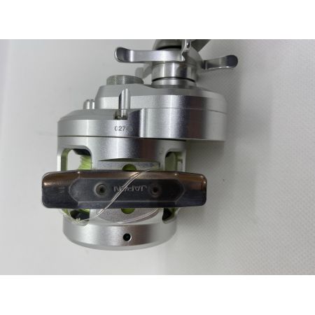 ΨΨ SHIMANO シマノ ベイトリール   11オシアジガー 1500HG   箱付 02745