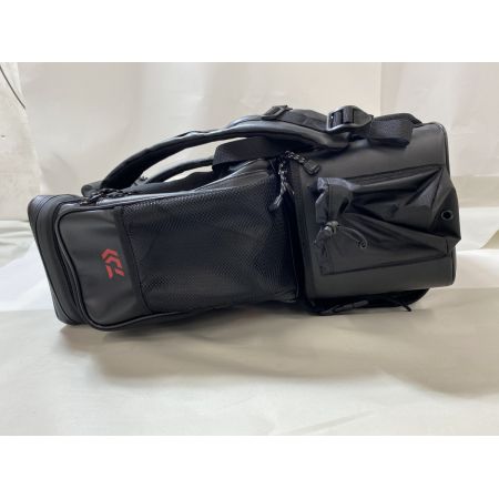 ΨΨ DAIWA ダイワ  釣り服飾  フィッシングバッグ   システマサーフバッグ 美品 ブラック