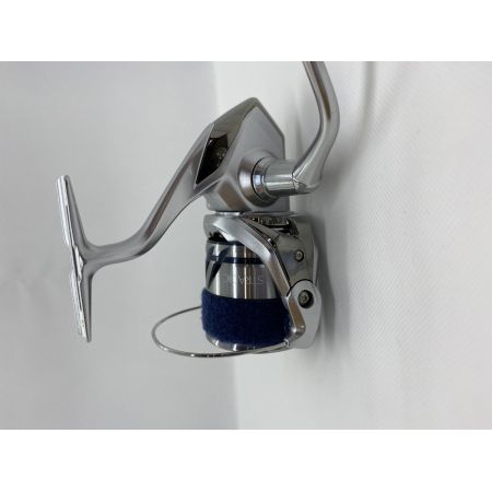 ΨΨ SHIMANO シマノ スピニングリール　23ストラディックC5000XG　本体のみ 045911