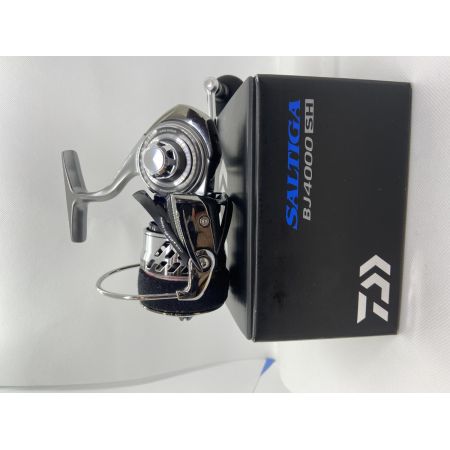 ΨΨ DAIWA ダイワ  スピニングリール　17ソルティガ BJ4000SH　箱・袋付 059593