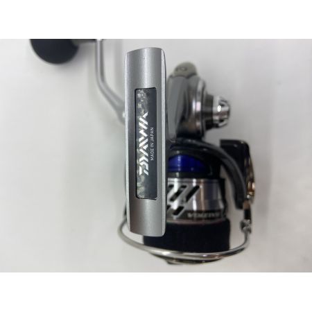 ΨΨ DAIWA ダイワ  スピニングリール　17ソルティガ BJ4000SH　箱・袋付 059593