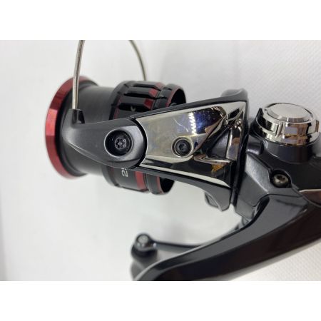 ΨΨ SHIMANO シマノ スピニングリール　20ヴァンフォード2500S 箱付 04204