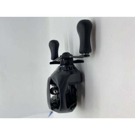 ΨΨ SHIMANO シマノ ベイトリール　17エクスセンスDC XG シャリ感あり 03736