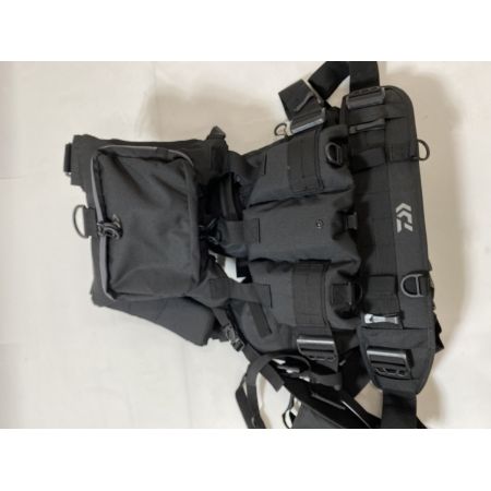 ΨΨ DAIWA ダイワ フィッシングベスト　DF-6122  ブラック