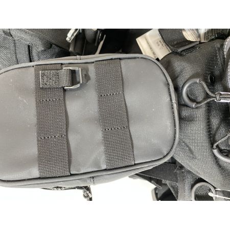 ΨΨ DAIWA ダイワ フィッシングベスト　DF-6122  ブラック