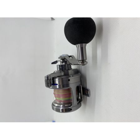 ΨΨ DAIWA ダイワ ベイトリール　15ソルティガ 15H　ケース付 607259