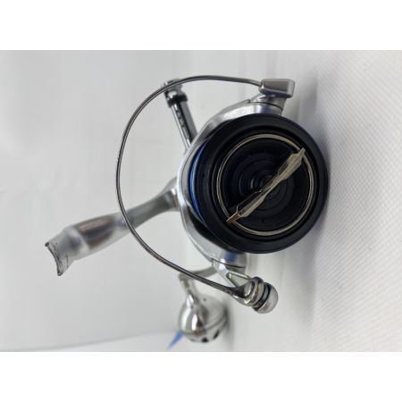 SHIMANO シマノ スピニングリール　19ストラディック4000XG 　ゴメクサスハンドル リールスタンド付 04024