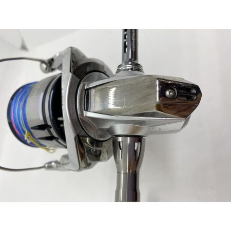 SHIMANO シマノ スピニングリール　19ストラディック4000XG 　ゴメクサスハンドル リールスタンド付 04024