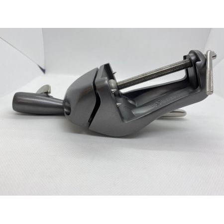 ΨΨ SHIMANO シマノ 釣り小物　万力パラソル ヘラブナ