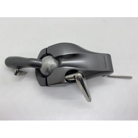 ΨΨ SHIMANO シマノ 釣り小物　万力パラソル ヘラブナ