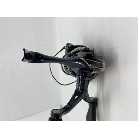 ΨΨ SHIMANO シマノ  スピニングリール　19 ヴァンキッシュ C3000SDHHG　箱付 03959