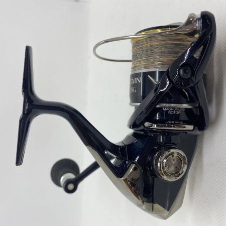 ΨΨ SHIMANO シマノ スピニングリール　17サステイン 3000XG 箱付 03760