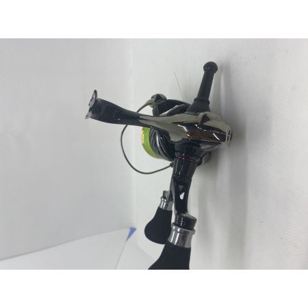 SHIMANO シマノ スピニングリール　17サスティンC3000HG 03759