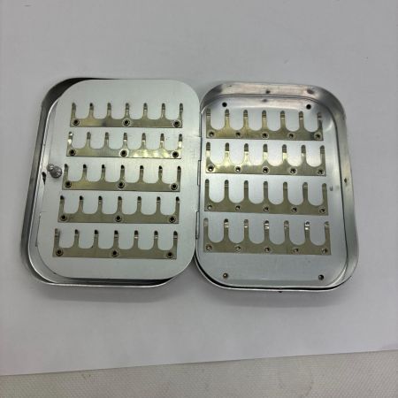 釣り小物 フライボックス リチャードホイットレー1412