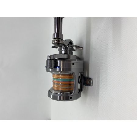 ΨΨ DAIWA ダイワ ベイトリール　15ソルティガ 15H 箱付 スタジオオーシャンマーク ハンドルノブ 607259