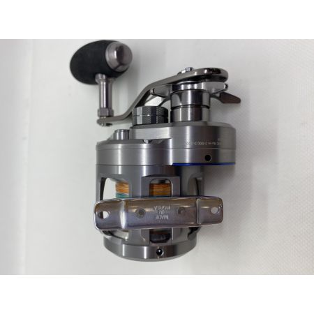 ΨΨ DAIWA ダイワ ベイトリール　15ソルティガ 15H 箱付 スタジオオーシャンマーク ハンドルノブ 607259