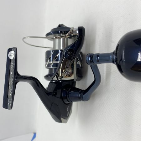 ΨΨ SHIMANO シマノ スピニングリール　24ストラディック SW 6000HG 美品 箱付 047410