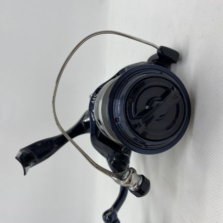ΨΨ SHIMANO シマノ スピニングリール　24ストラディック SW 6000HG 美品 箱付 047410