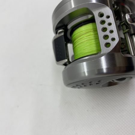ΨΨ SHIMANO シマノ ベイトリール　17カルカッタ コンクエストBFS HG-L　箱付 03676