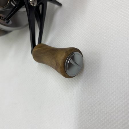 ΨΨ SHIMANO シマノ ベイトリール　17カルカッタ コンクエストBFS HG-L アベイルカスタム マイクロキャストスプール・スタードラグ 03676