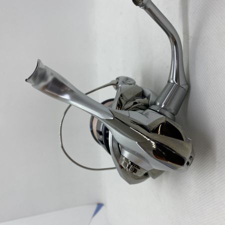 ΨΨ SHIMANO シマノ  スピニングリール　19ストラディック 4000 程度B 替スプール付 箱付 04022