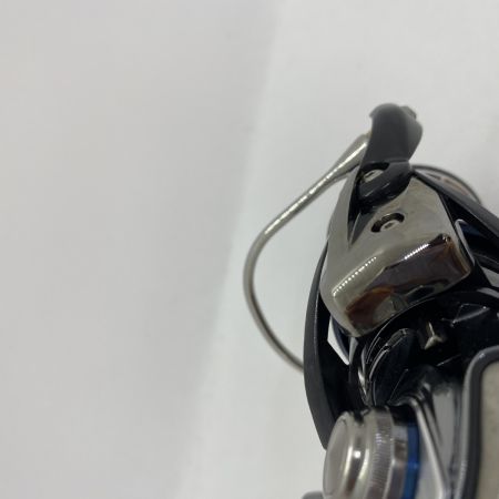 ΨΨ DAIWA ダイワ スピニングリール　18イグジストFCLT2000S-P 箱付 ラインローラ付き 00055712