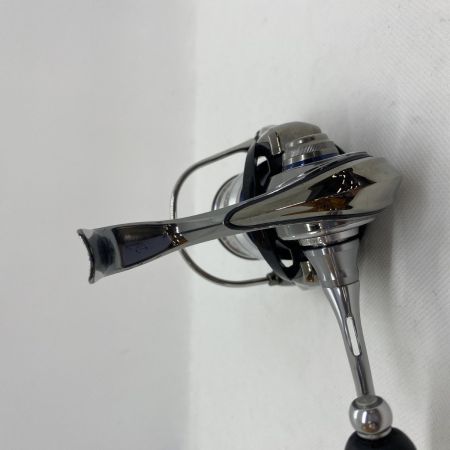 ΨΨ DAIWA ダイワ スピニングリール　18イグジストFCLT2000S-P 箱付 ラインローラ付き 00055712
