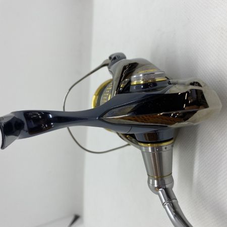 ΨΨ SHIMANO シマノ  スピニングリール　 10ステラC3000　 箱付 02432