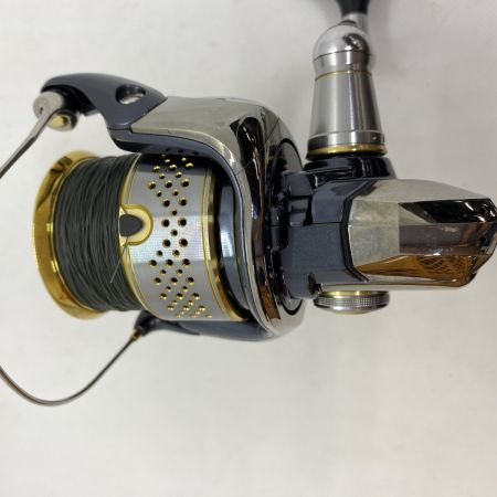 ΨΨ SHIMANO シマノ  スピニングリール　 10ステラC3000　 箱付 02432