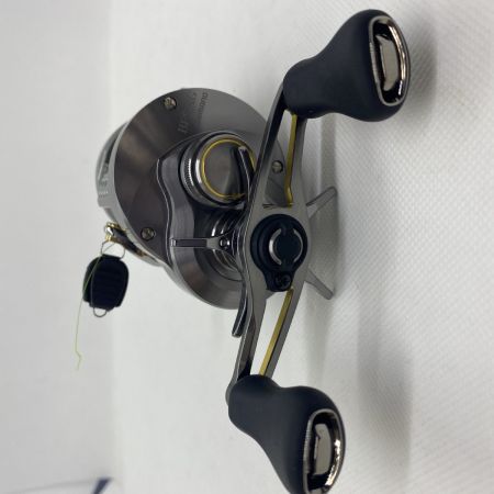 ΨΨ SHIMANO シマノ ベイトリール　23カルカッタコンクエストBFS XGL 箱付 045713
