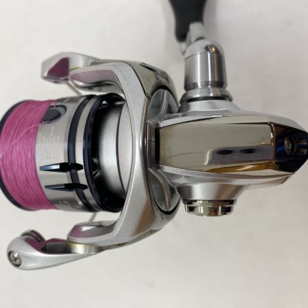 ΨΨ SHIMANO シマノ スピニングリール　 19ストラディック C2000SHG 04014