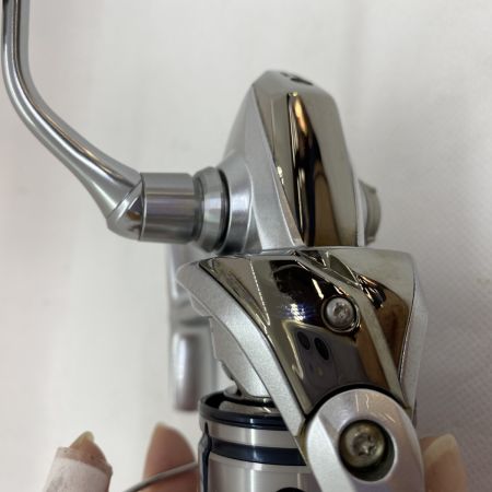 ΨΨ SHIMANO シマノ スピニングリール　 19ストラディック C2000SHG 04014