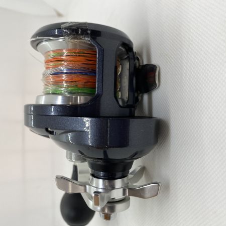 ΨΨ SHIMANO シマノ ベイトリール  20トリウム 2000HG  04220