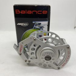 ΨΨ Airflo フライリール　バランス57 箱付 替えスプール付き Bランク