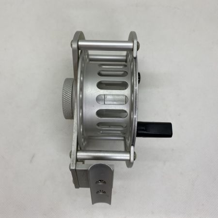 ΨΨ Airflo フライリール　バランス57 箱付 替えスプール付き