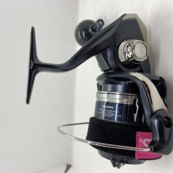 ΨΨ SHIMANO シマノ スピニングリール　20ストラディックSW 6000HG本体のみ 04246 Bランク
