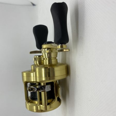 ΨΨ SHIMANO シマノ ベイトリール　 21 カルカッタ コンクエスト 201 042354