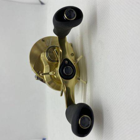 ΨΨ SHIMANO シマノ ベイトリール　 21 カルカッタ コンクエスト 201 042354