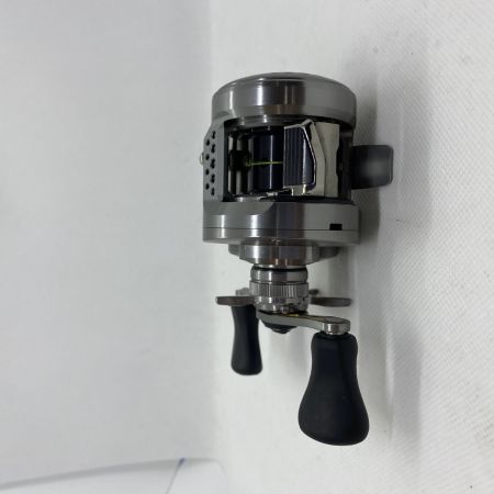 ΨΨ SHIMANO シマノ ベイトリール　23カルカッタコンクエストBFS XGL 美品 箱付 045713