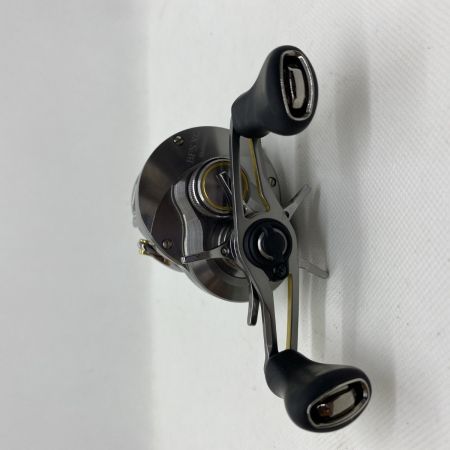 ΨΨ SHIMANO シマノ ベイトリール　23カルカッタコンクエストBFS XGL 美品 箱付 045713