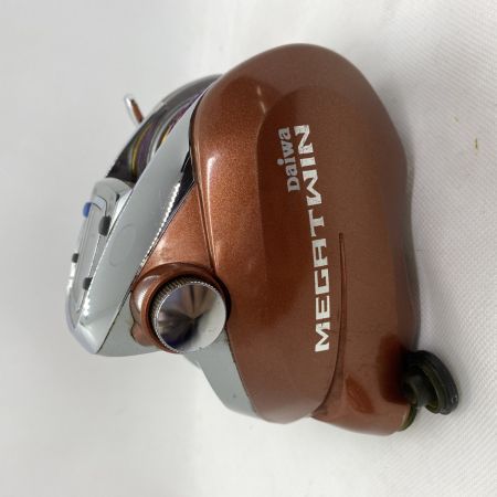 ΨΨ DAIWA ダイワ 電動リール　06シーボーグ750 801382